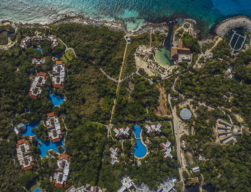 Occidental At Xcaret Destination Hotel Playa del Carmen Kültér fotó Aerial view of the resort