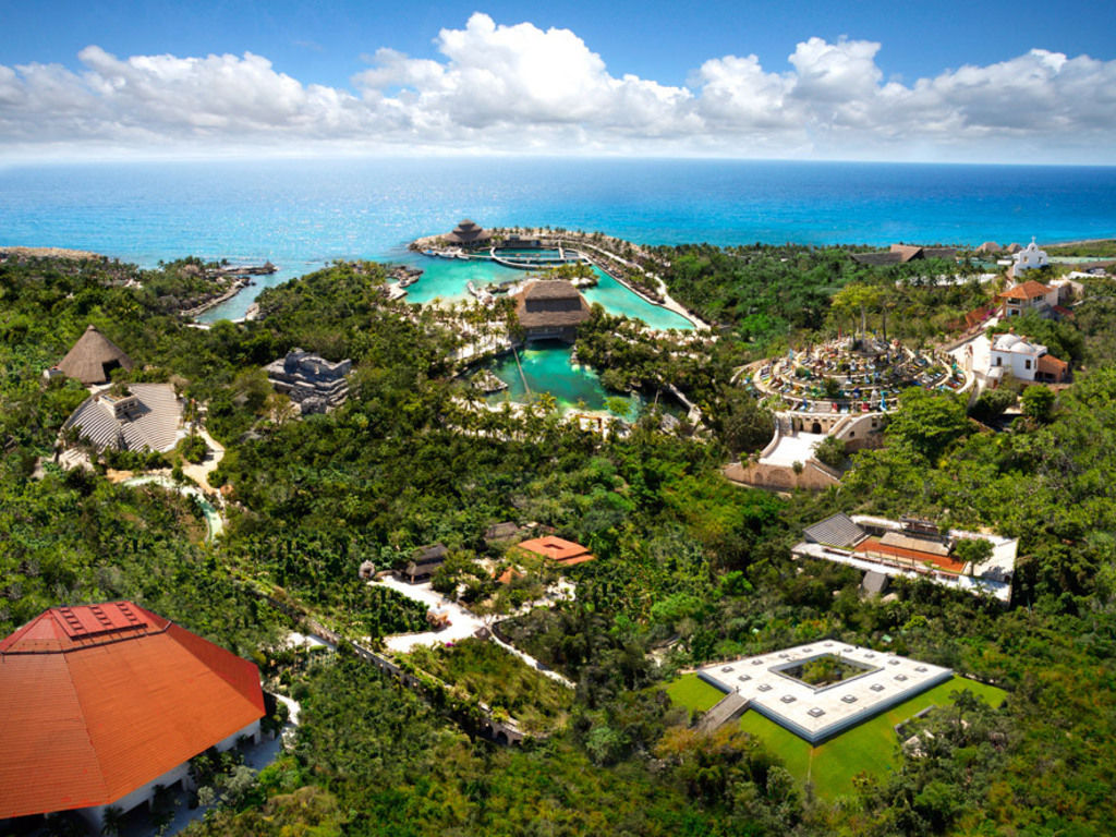 Occidental At Xcaret Destination Hotel Playa del Carmen Kültér fotó Aerial view of the resort