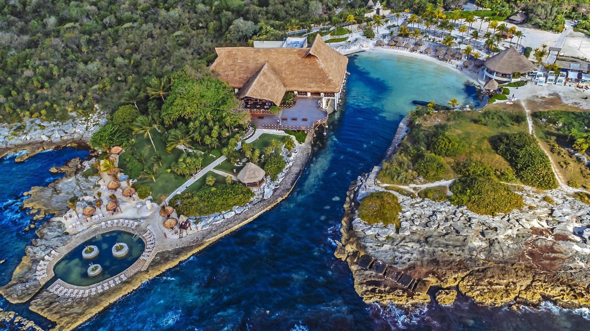 Occidental At Xcaret Destination Hotel Playa del Carmen Kültér fotó Aerial view of the lazy river