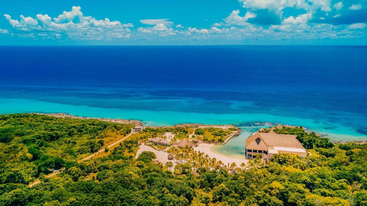Occidental At Xcaret Destination Hotel Playa del Carmen Kültér fotó Aerial view of the resort